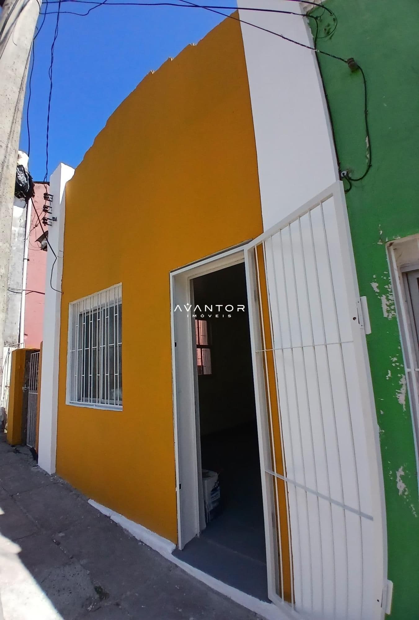Casa com 2 quartos para alugar em Centro, Santa Maria/RS — foto 2 de 9