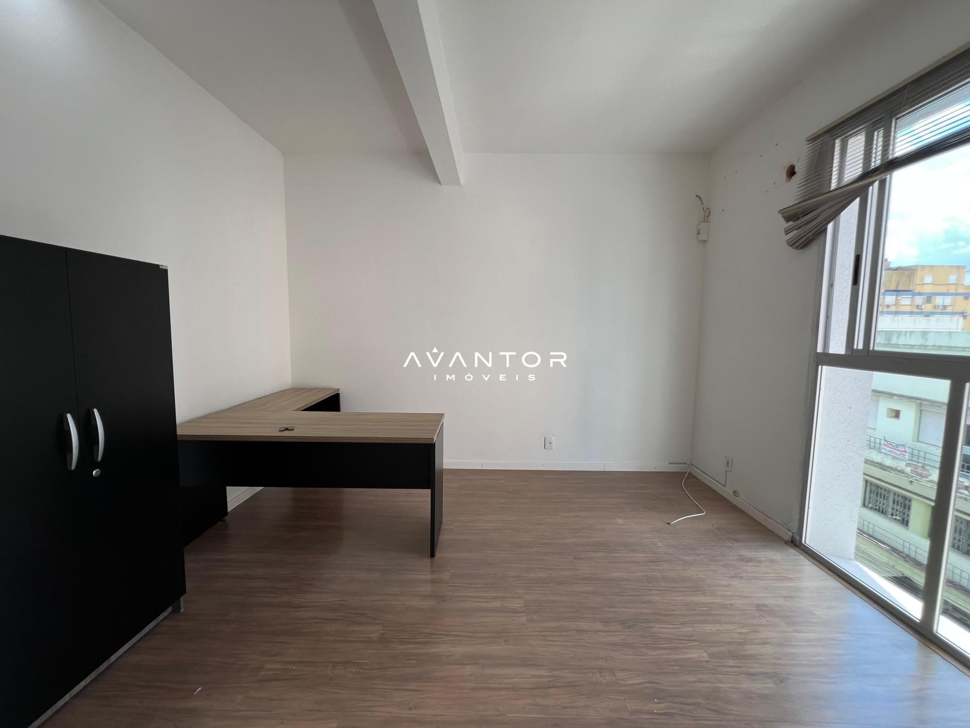 Sala Comercial com 2 salas à venda no Edifício Marilene, em Centro, Santa Maria/RS — foto 3 de 8