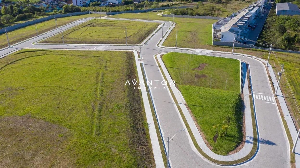 Terreno com infraestrutura de loteamento — Terreno à venda no Vista de São José, em São José, Santa Maria/RS