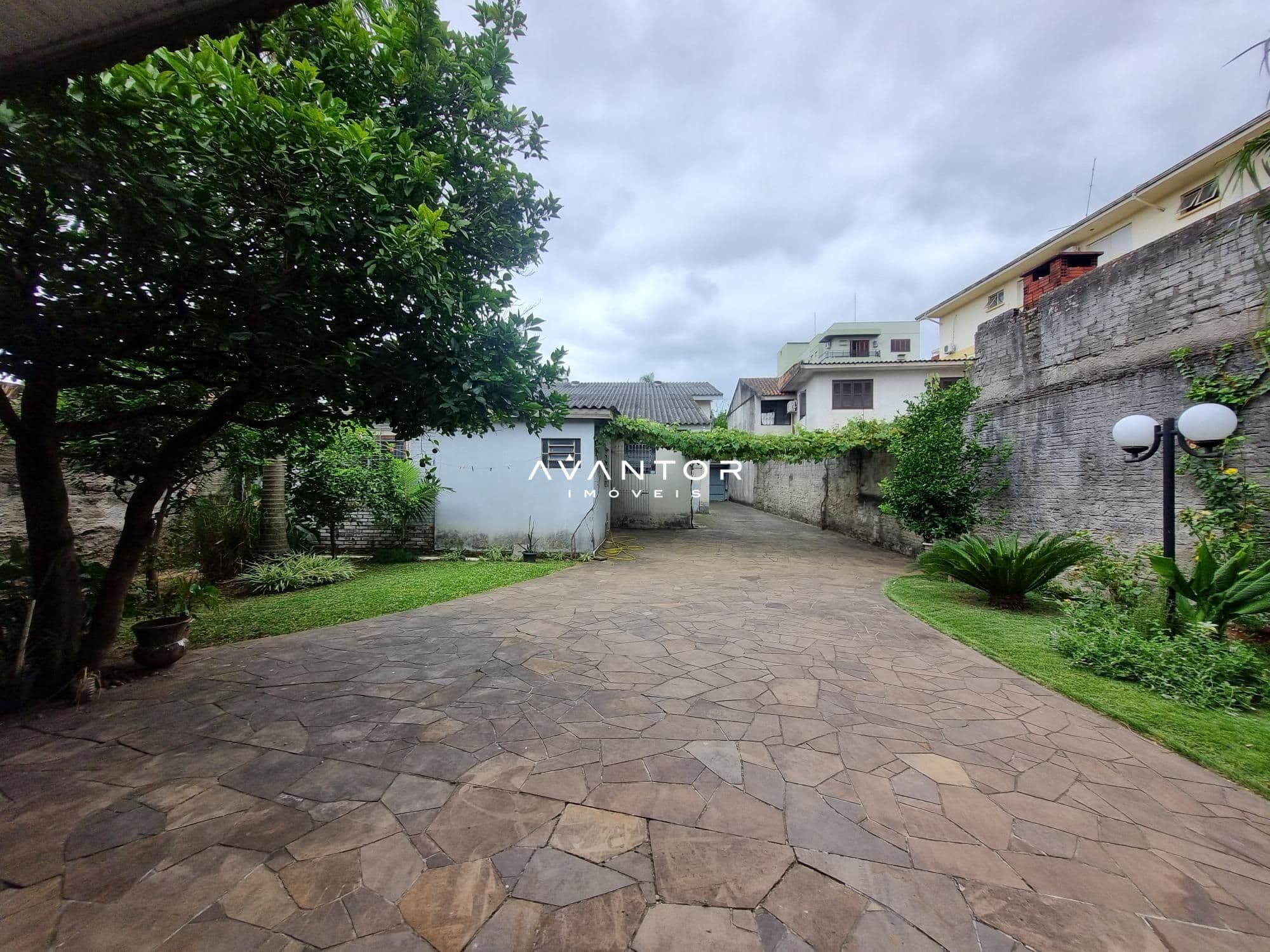Casa com 7 quartos à venda em Nossa Senhora de Fátima, Santa Maria/RS — foto 3 de 17