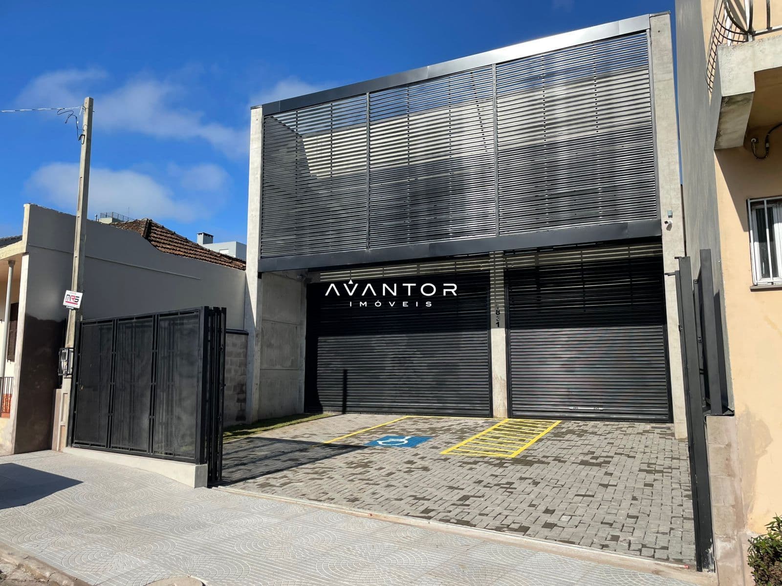 Pavilhão com 2 salas à venda em Nossa Senhora de Fátima, Santa Maria/RS — foto 2 de 13