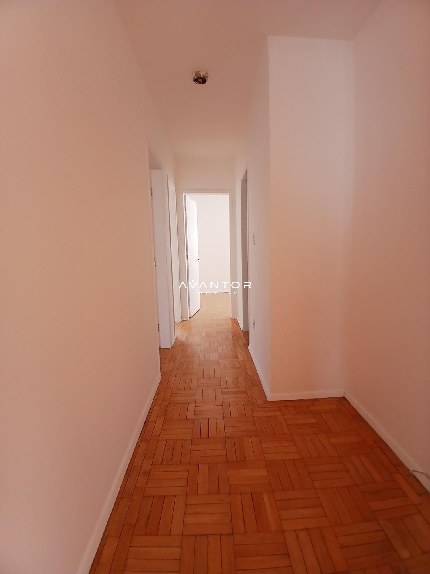 Apartamento com 3 quartos à venda no Edifício Lyon, em Centro, Santa Maria/RS — foto 3 de 15