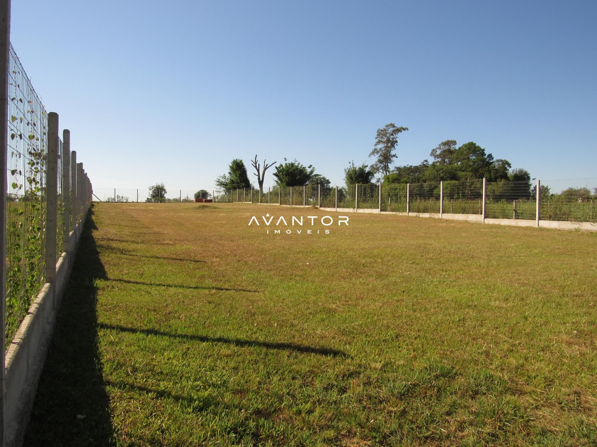 Vista Frontal Lateral Leste — Terreno à venda em Pains, Santa Maria/RS