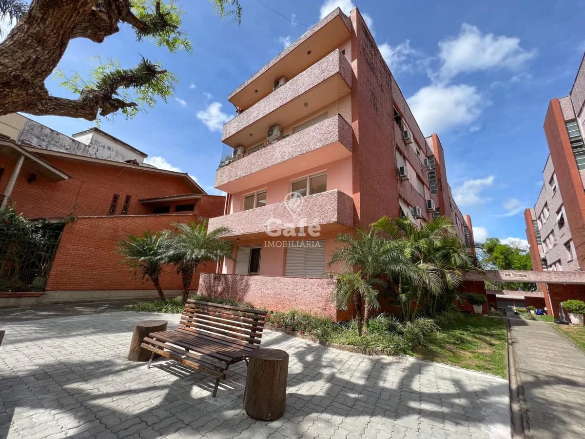 Apartamento 3 dormitório reformado com garagem no centro — Edifício Itatiaia, Centro, Santa Maria/RS