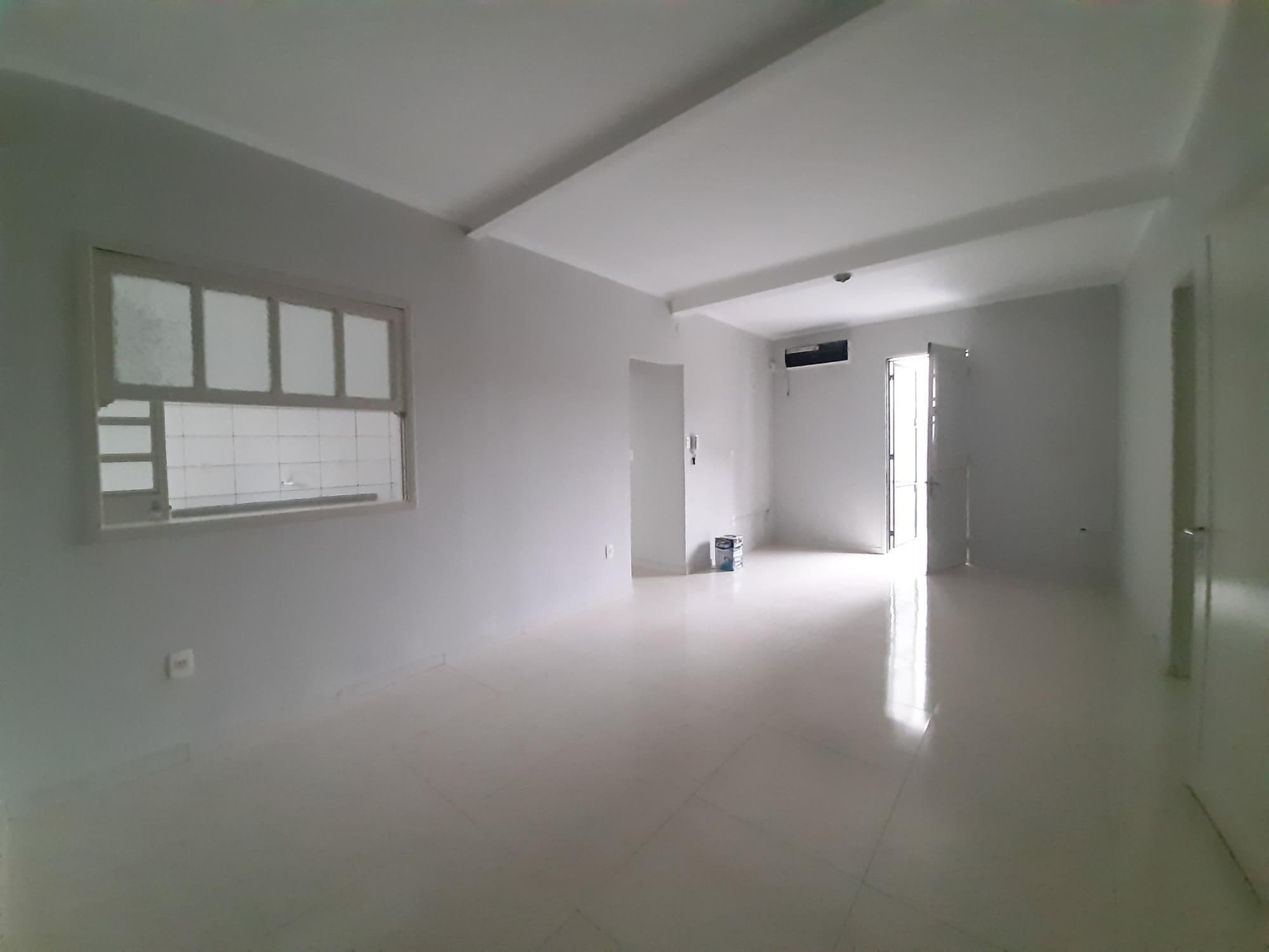 Apto 3 dormitórios, 2 banheiros, garagem, no centro — Apartamento com 3 quartos para alugar em Centro, Santa Maria/RS