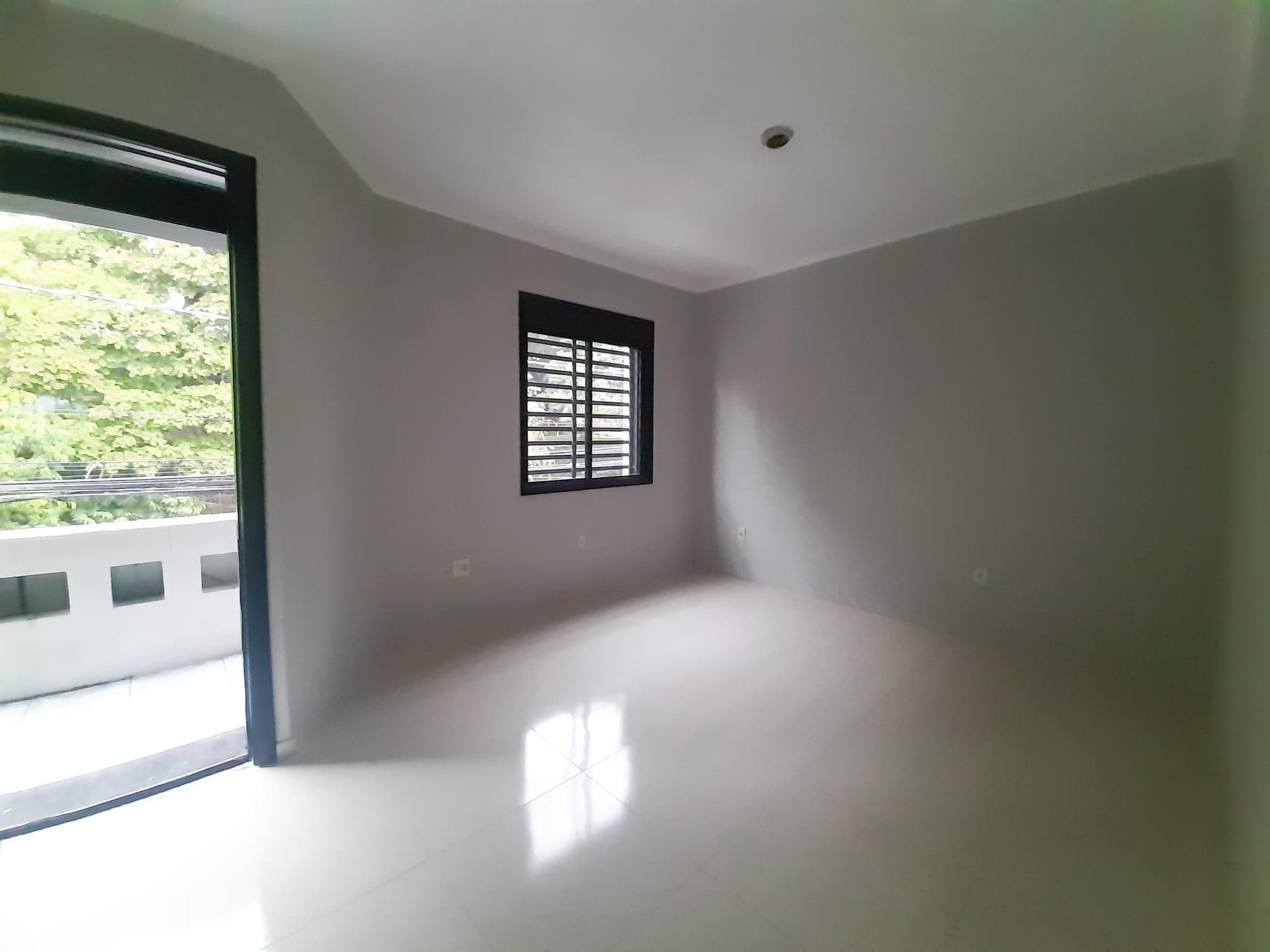 Apto 3 dormitórios, 2 banheiros, garagem, no centro — Apartamento com 3 quartos para alugar em Centro, Santa Maria/RS