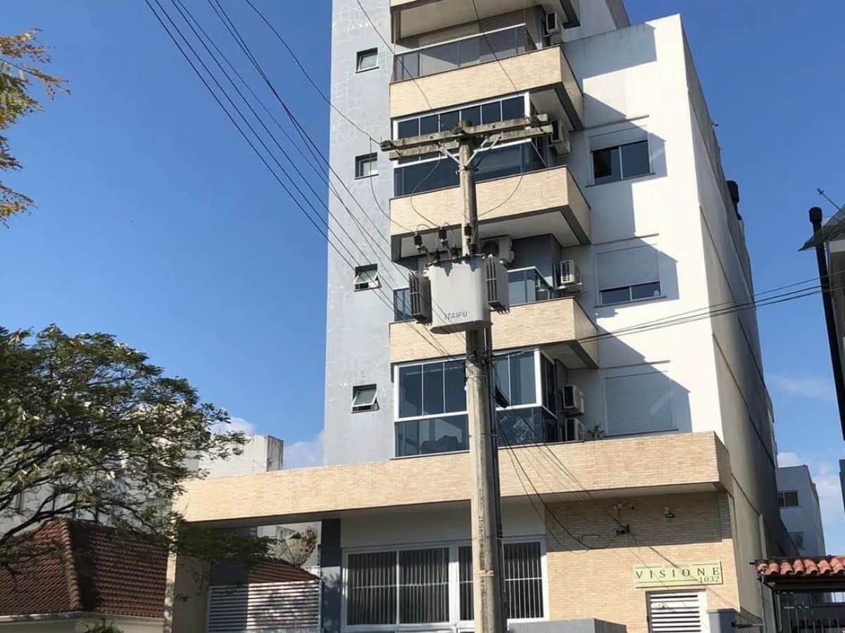 Loja Comercial Ampla De 330 m² Para Locação — Residencial Visione, Menino Jesus, Santa Maria/RS