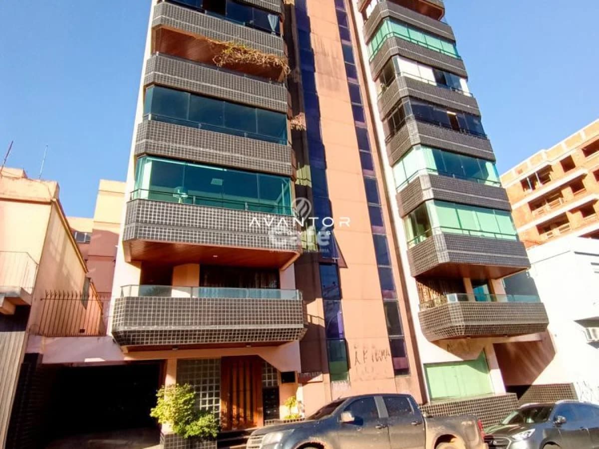 Lindo apartamento 3 dormitórios, sendo um suíte e closet, sala 3 ambientes com lareira, ár — Apartamento com 4 quartos à venda em Nossa Senhora de Fátima, Santa Maria/RS