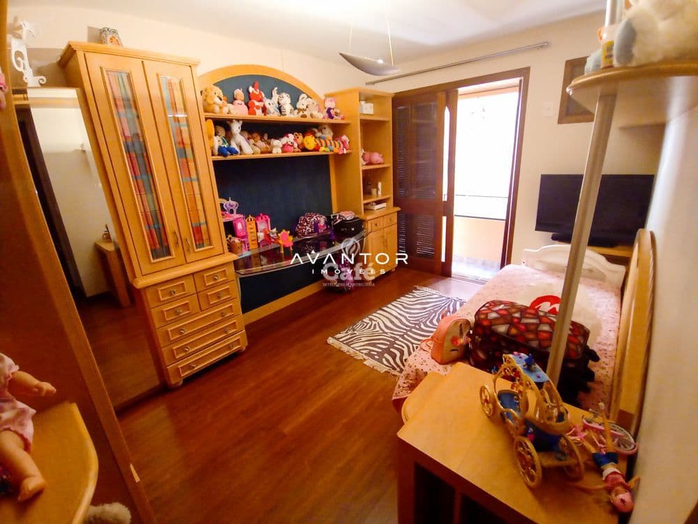 Lindo apartamento 3 dormitórios, sendo um suíte e closet, sala 3 ambientes com lareira, ár — Apartamento com 4 quartos à venda em Nossa Senhora de Fátima, Santa Maria/RS