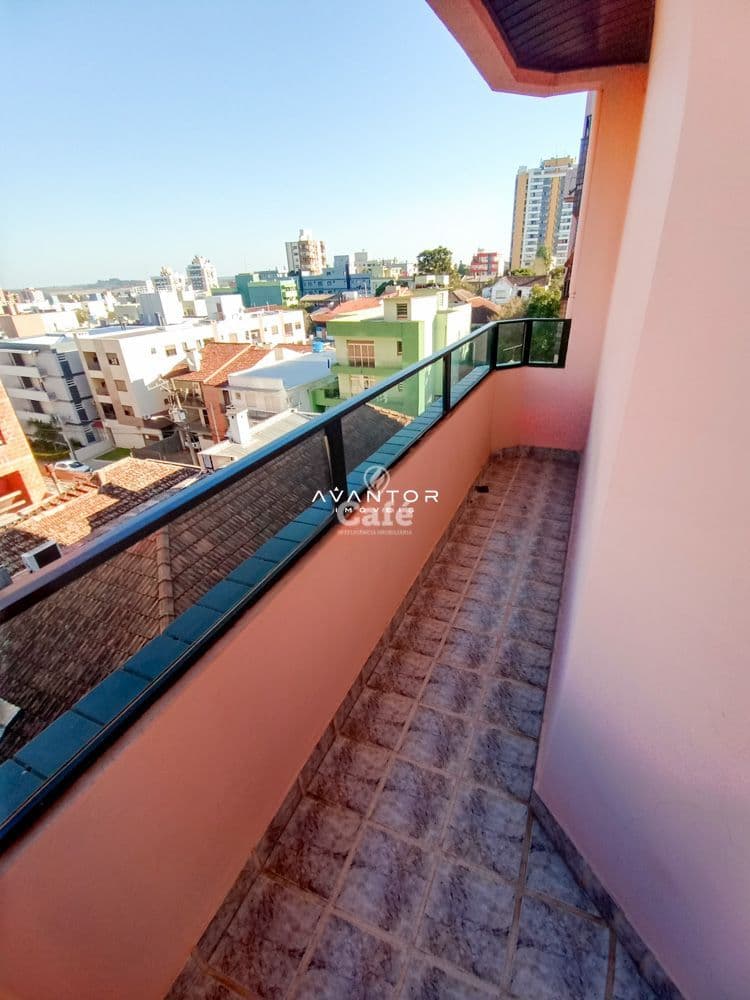 Lindo apartamento 3 dormitórios, sendo um suíte e closet, sala 3 ambientes com lareira, ár — Apartamento com 4 quartos à venda em Nossa Senhora de Fátima, Santa Maria/RS
