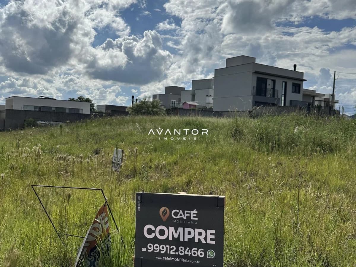 Fachada da casa com terreno — Terreno à venda no Terras de Santorini, em São José, Santa Maria/RS