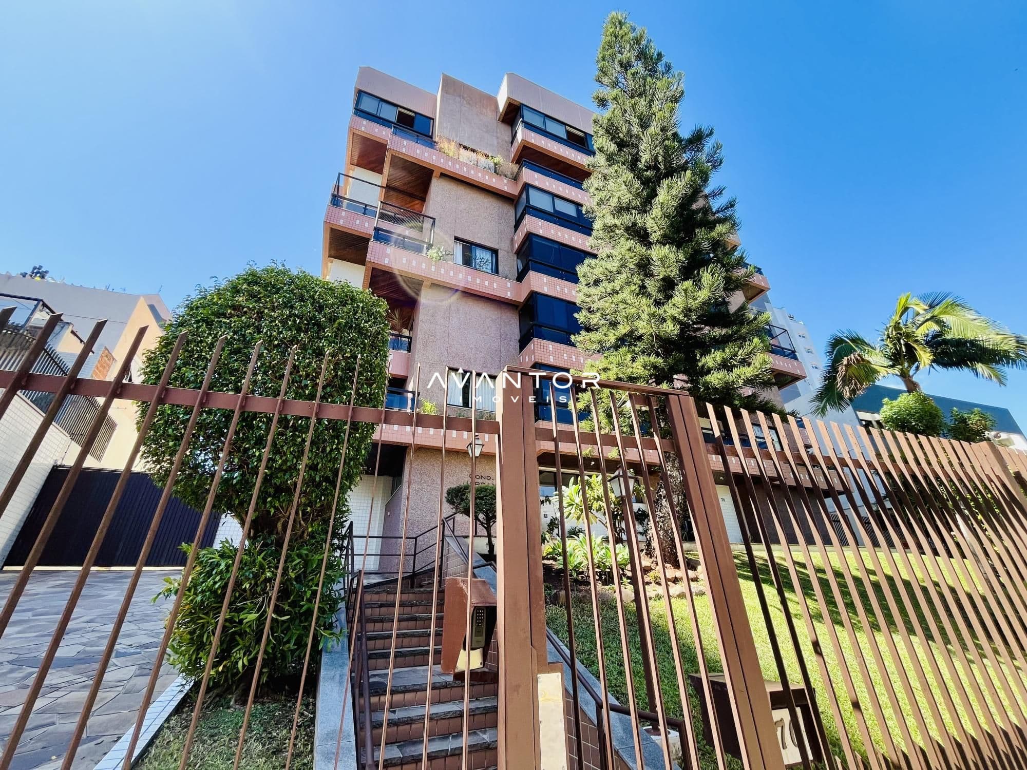 Apartamento com 4 quartos à venda em Nossa Senhora de Lourdes, Santa Maria/RS — foto 2 de 31
