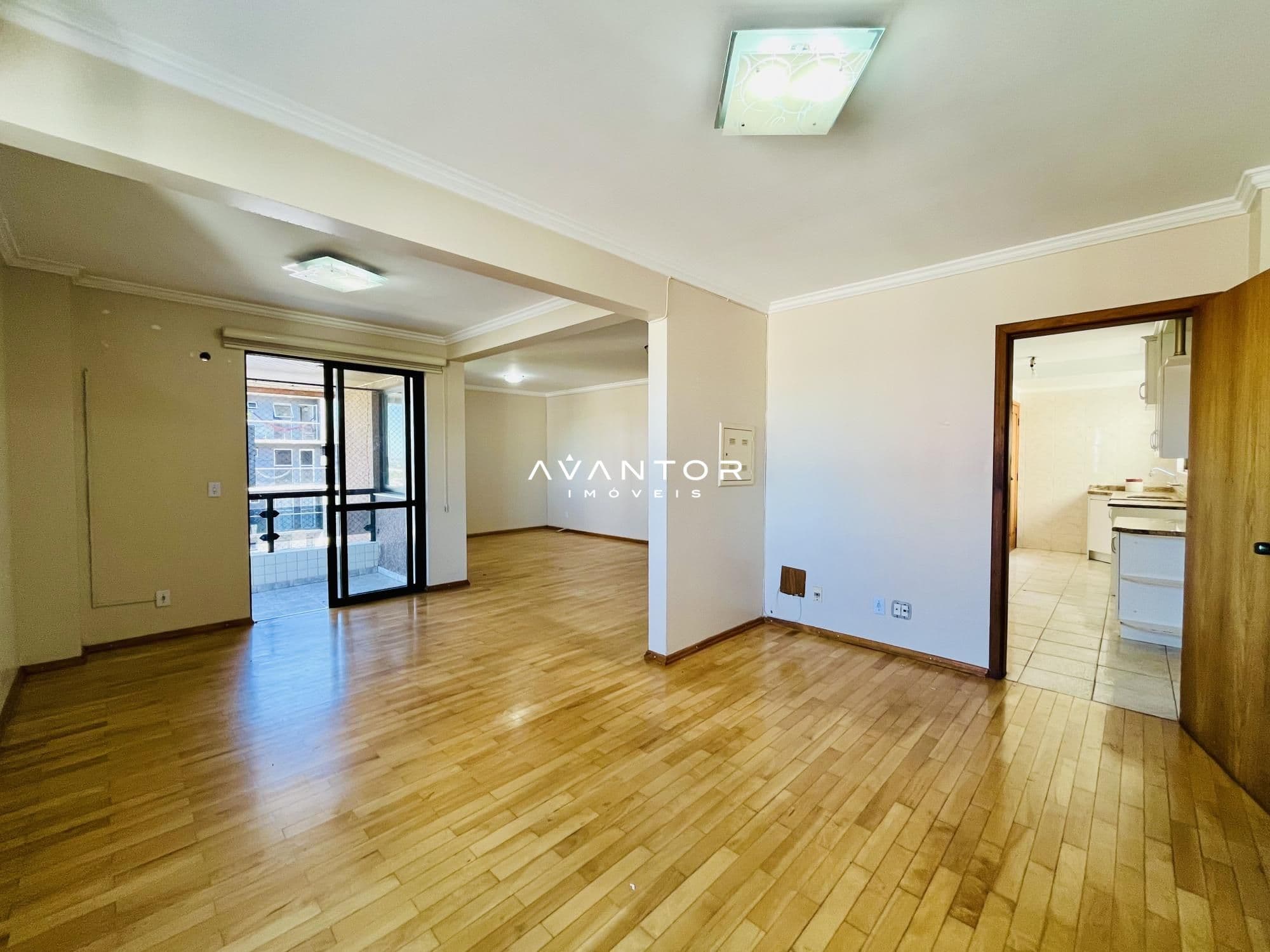 Apartamento com 4 quartos à venda em Nossa Senhora de Lourdes, Santa Maria/RS — foto 3 de 31
