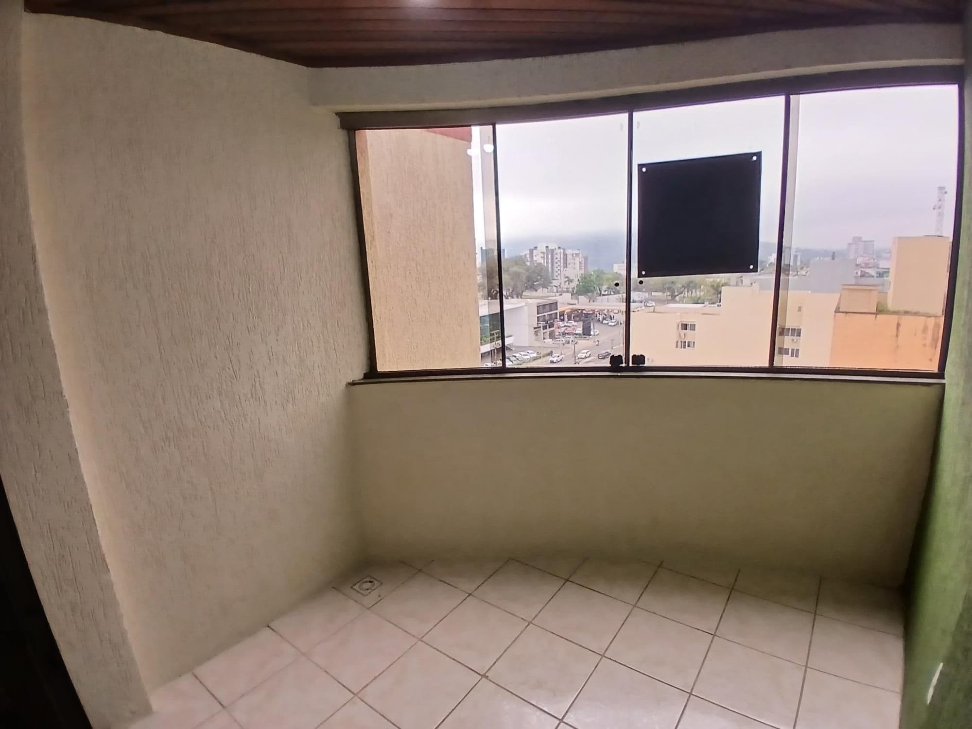 Apartamento De 2 Dormitórios Para Locação No Residencial Royal Plaza — Apartamento com 2 quartos para alugar em Nossa Senhora das Dores, Santa Maria/RS