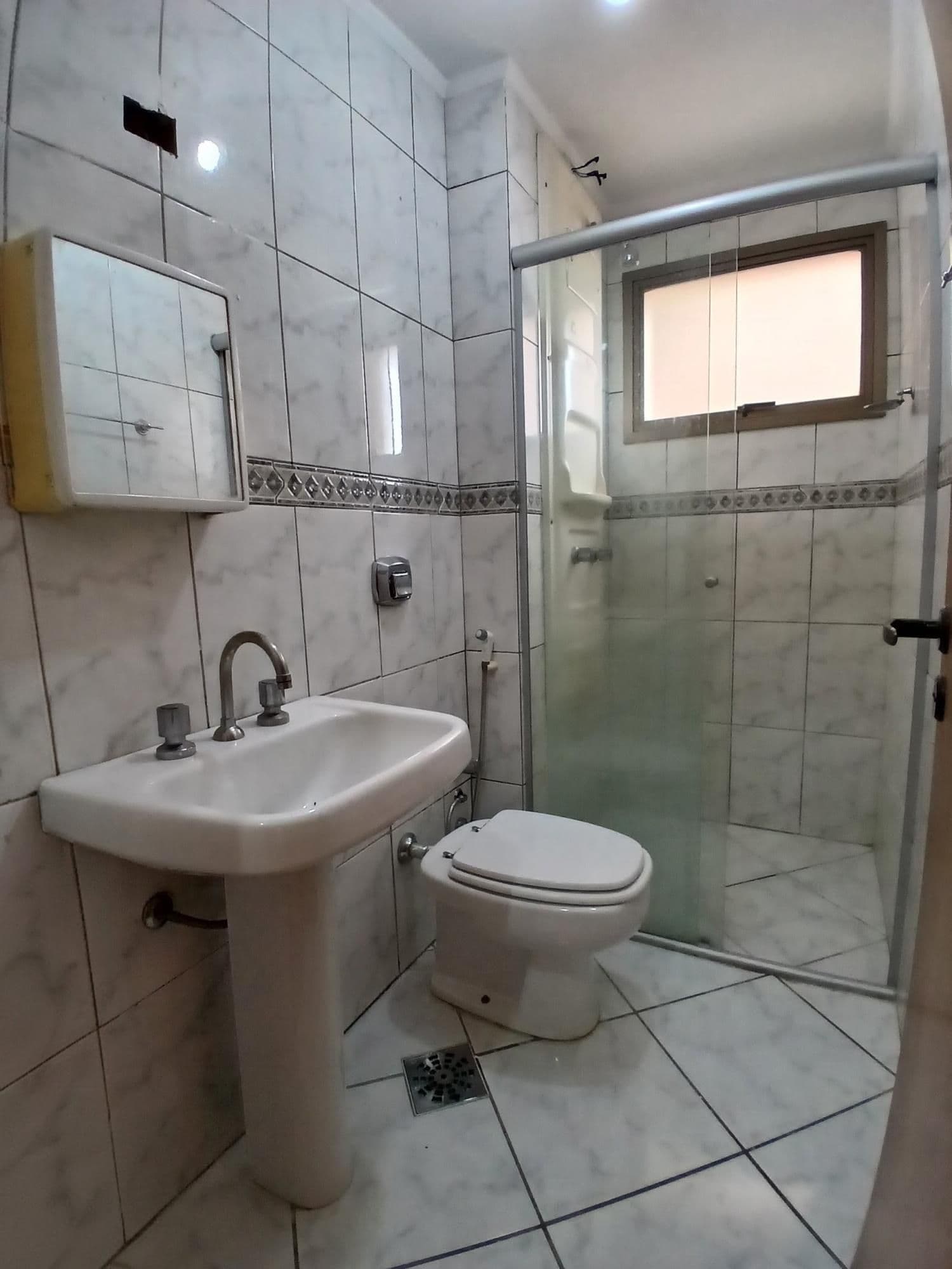 Apartamento De 2 Dormitórios Para Locação No Residencial Royal Plaza — Apartamento com 2 quartos para alugar em Nossa Senhora das Dores, Santa Maria/RS