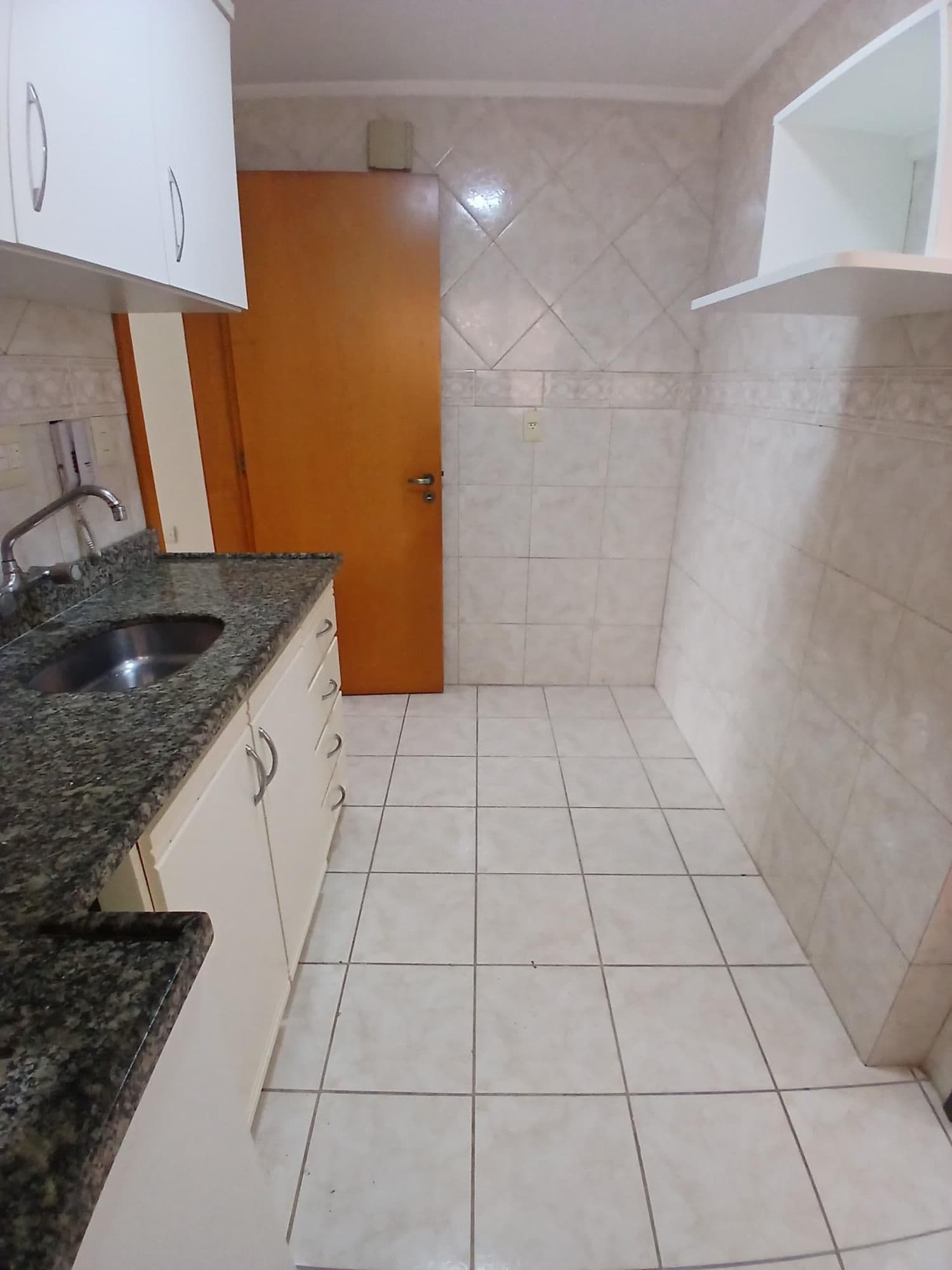 Apartamento De 2 Dormitórios Para Locação No Residencial Royal Plaza — Apartamento com 2 quartos para alugar em Nossa Senhora das Dores, Santa Maria/RS