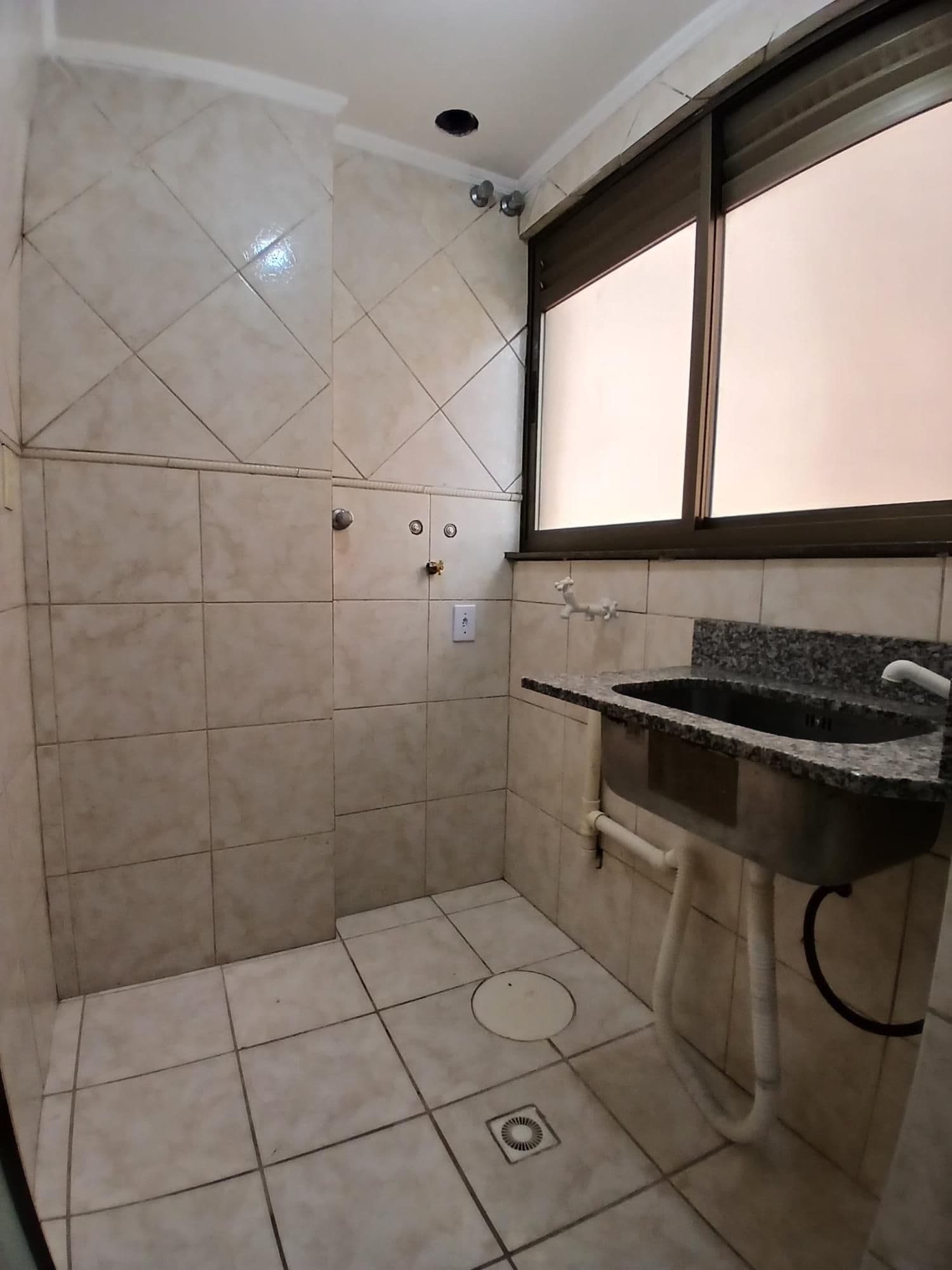 Apartamento De 2 Dormitórios Para Locação No Residencial Royal Plaza — Apartamento com 2 quartos para alugar em Nossa Senhora das Dores, Santa Maria/RS