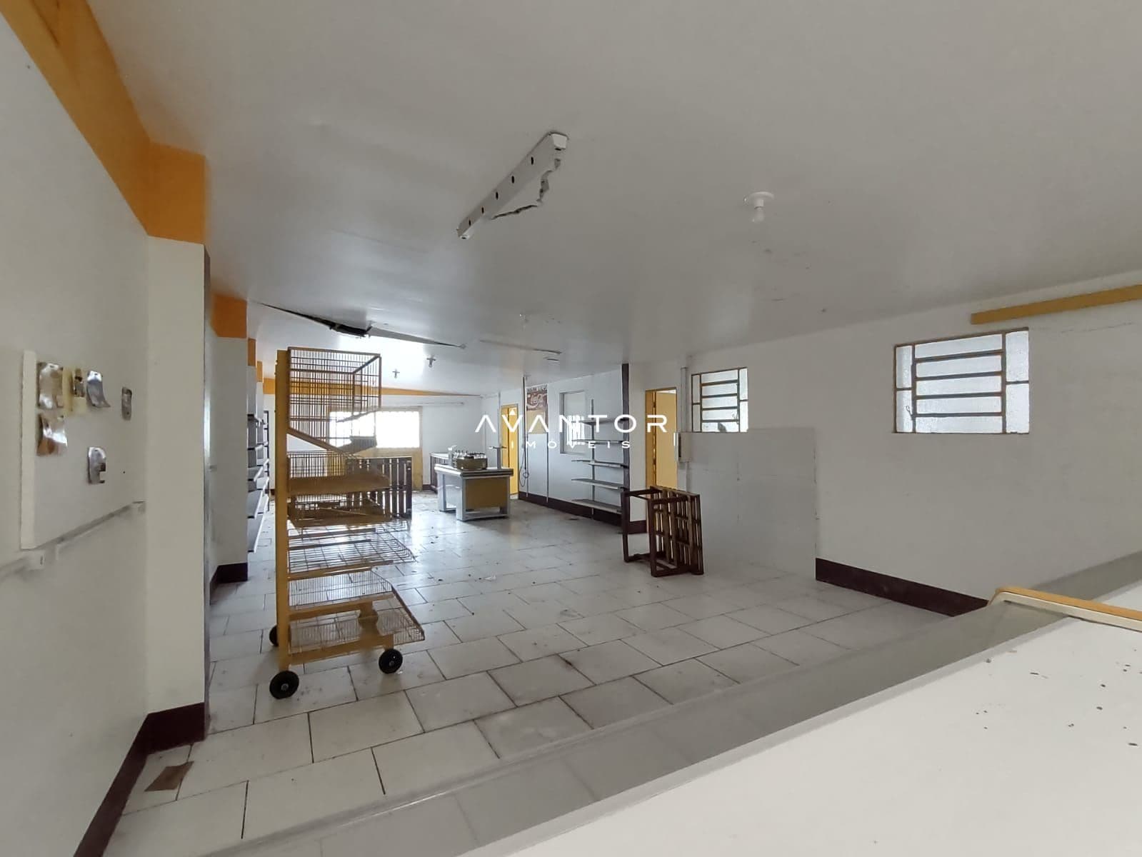 Casa Comercial com 3 salas à venda em Salgado Filho, Santa Maria/RS — foto 4 de 9