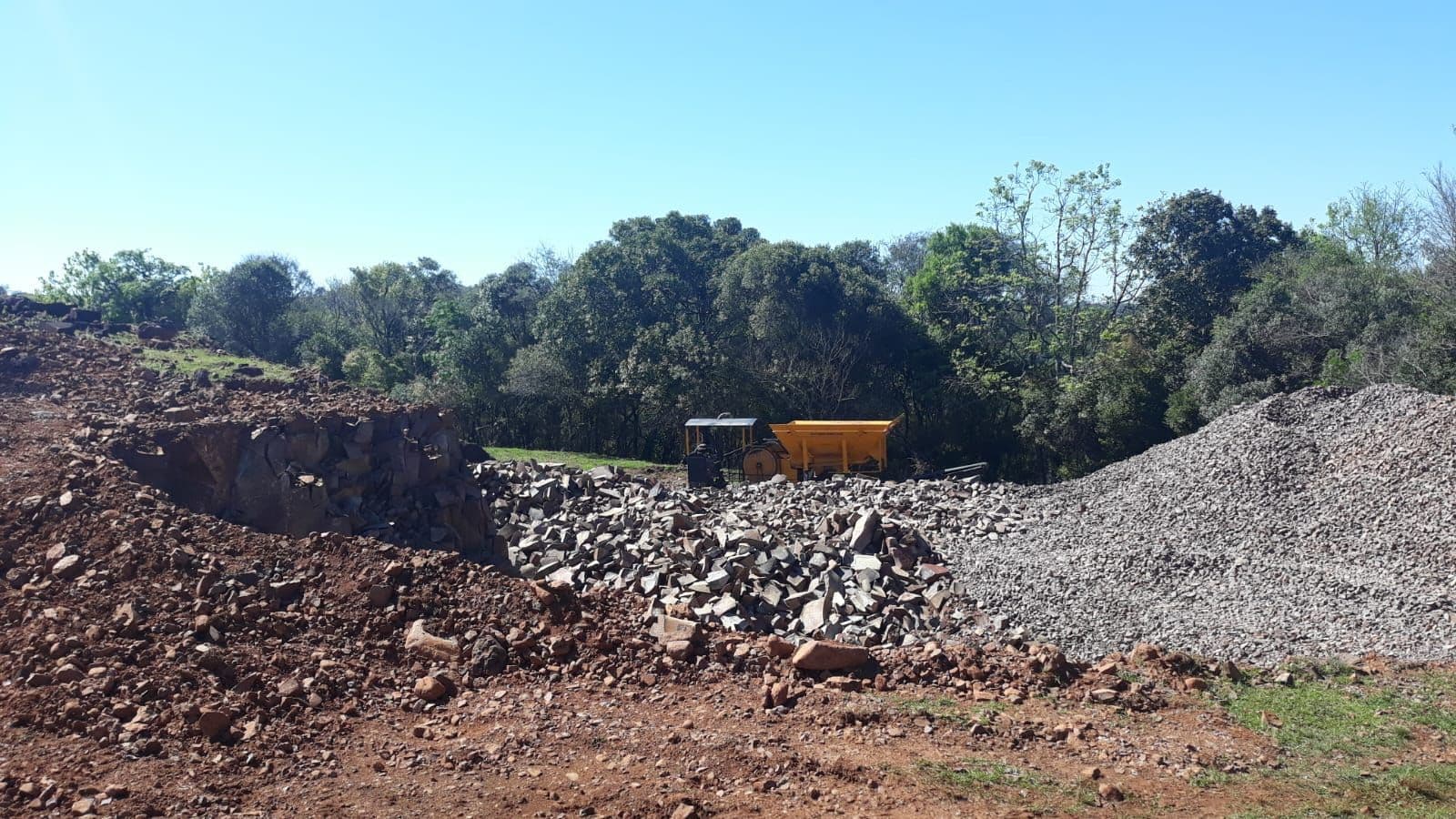 Terreno com área de estocagem de materiais — Campo à venda em Zona Rural, Panambi/RS