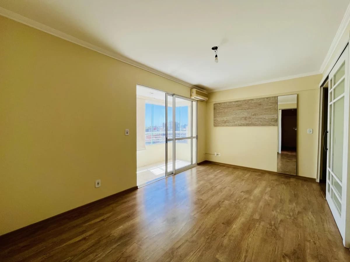 Residencial D'Villar, Nossa Senhora Medianeira, Santa Maria/RS — foto 3 de 4