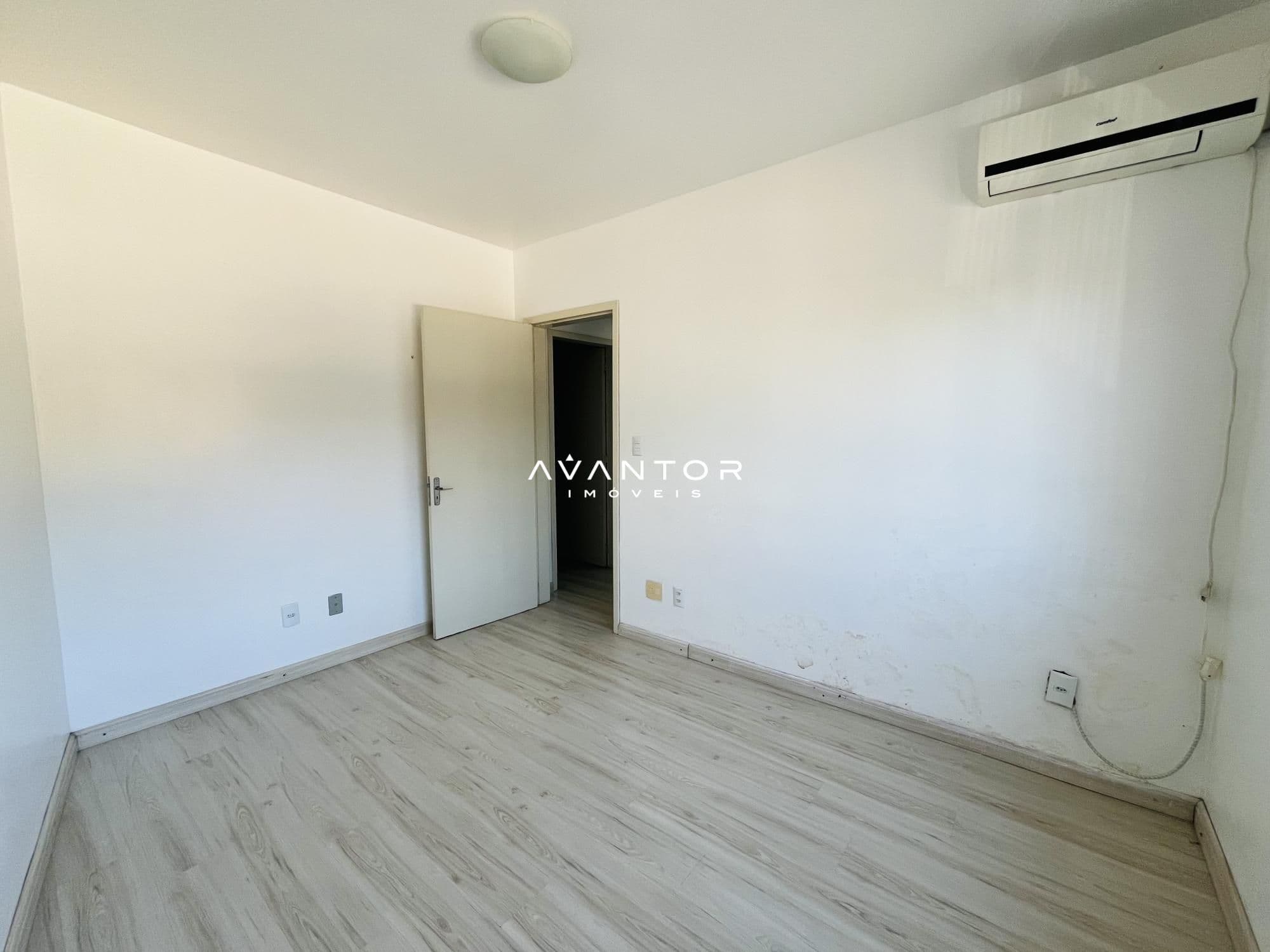 Apartamento com 2 quartos à venda no Edifício Douglas, em Nossa Senhora de Lourdes, Santa Maria/RS — foto 8 de 10