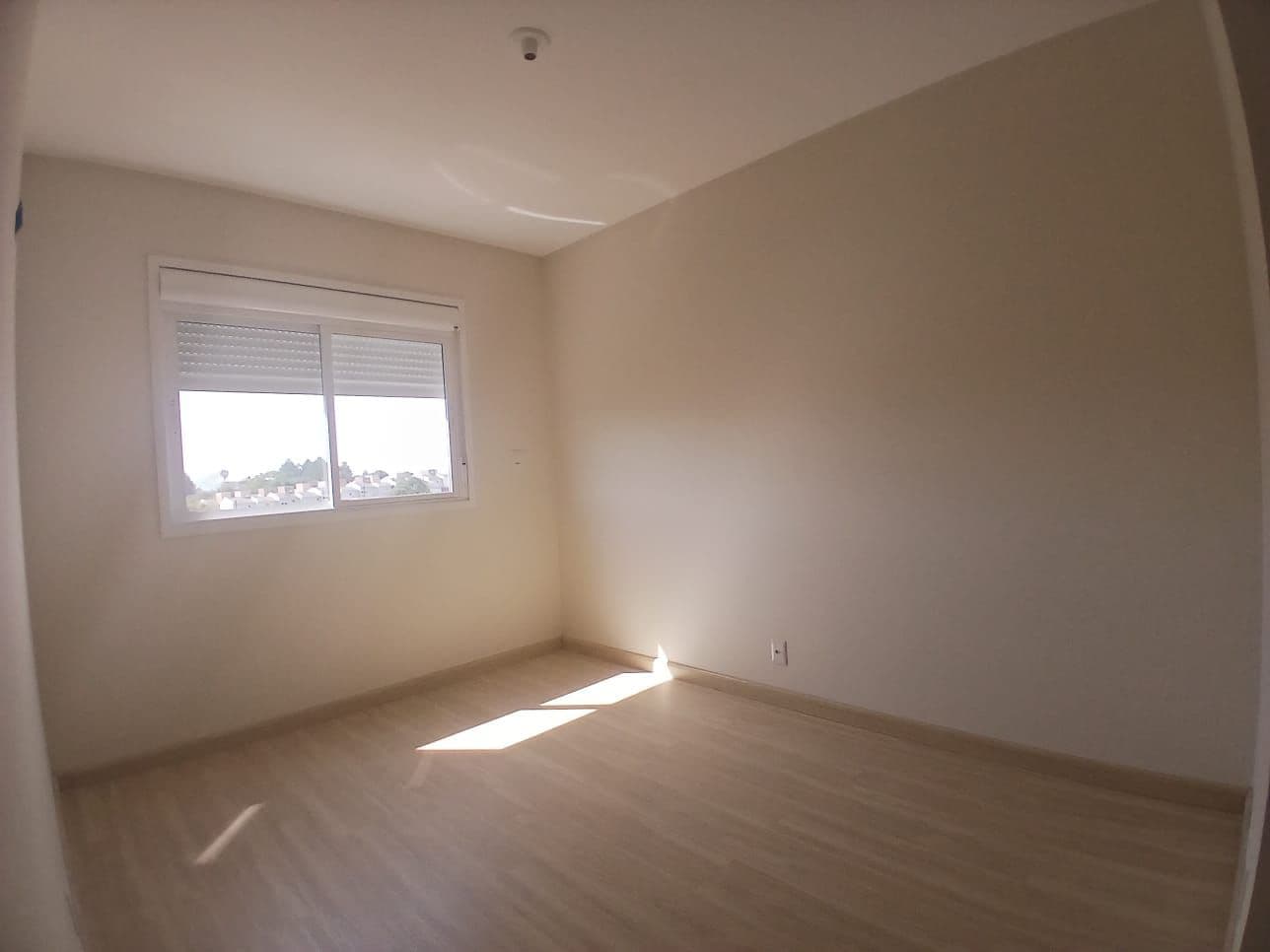 Apartamento em Camobi de 2 dormitórios, suíte, sala de estar, banheiro social, cozinha, ár — Apartamento com 2 quartos para alugar em São José, Santa Maria/RS