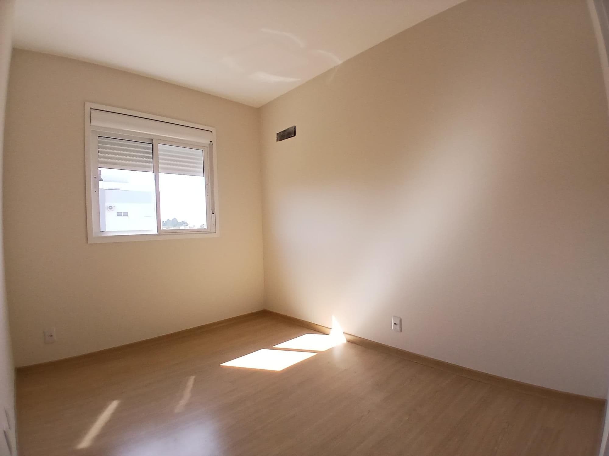 Apartamento em Camobi de 2 dormitórios, suíte, sala de estar, banheiro social, cozinha, ár — Apartamento com 2 quartos para alugar em São José, Santa Maria/RS