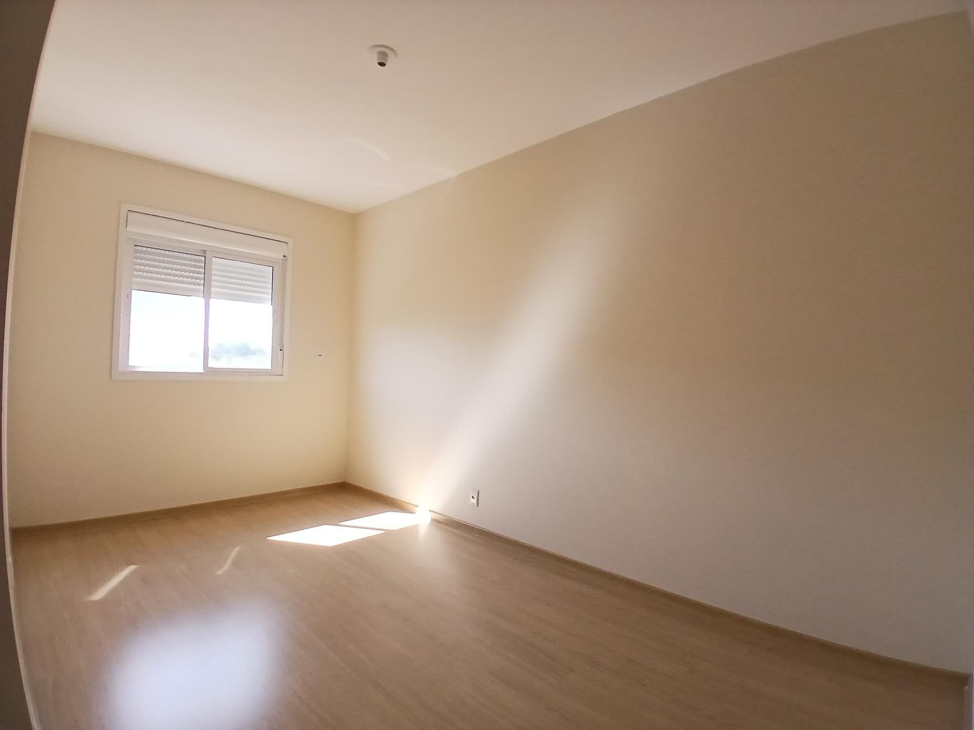 Apartamento em Camobi de 2 dormitórios, suíte, sala de estar, banheiro social, cozinha, ár — Apartamento com 2 quartos para alugar em São José, Santa Maria/RS