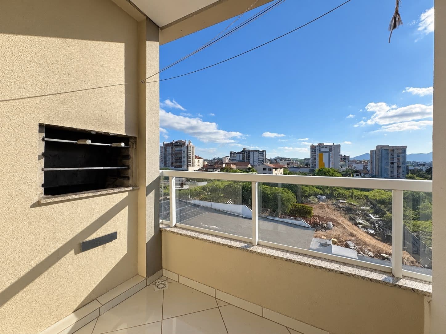 Apartamento com 2 quartos à venda no Edifício Residencial Floresta, em Camobi, Santa Maria/RS — foto 2 de 7