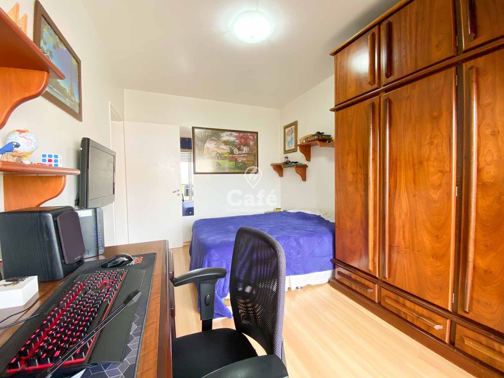 Cobertura de 3 dormitórios no Centro de Santa Maria — Cobertura com 3 quartos à venda em Centro, Santa Maria/RS