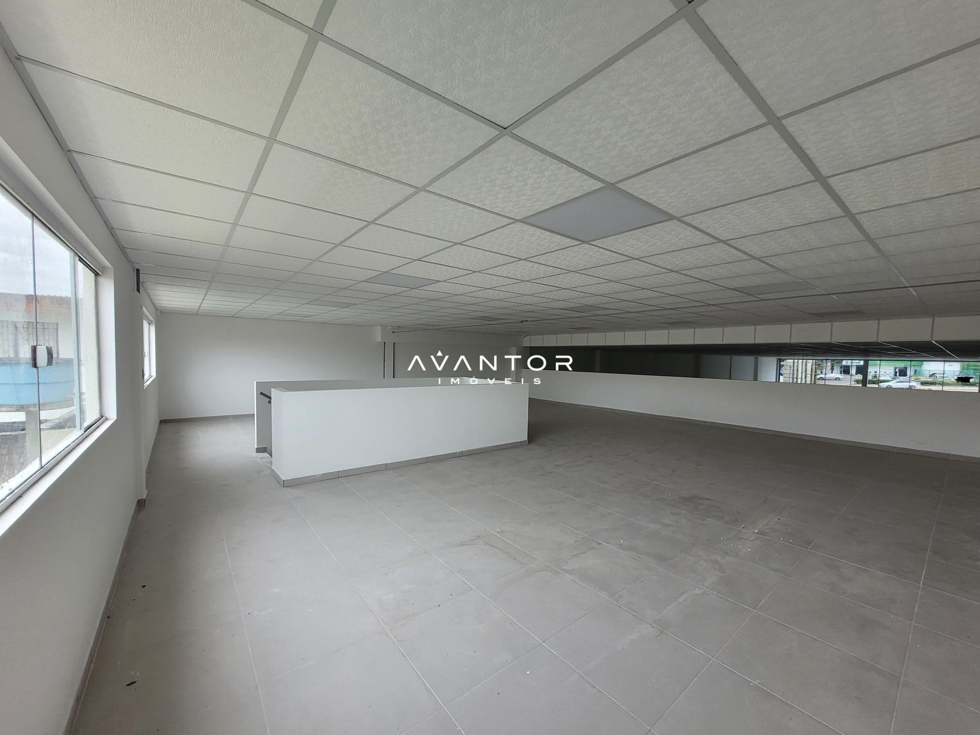 Pavilhão com 2 salas para alugar em Nossa Senhora Medianeira, Santa Maria/RS — foto 10 de 16