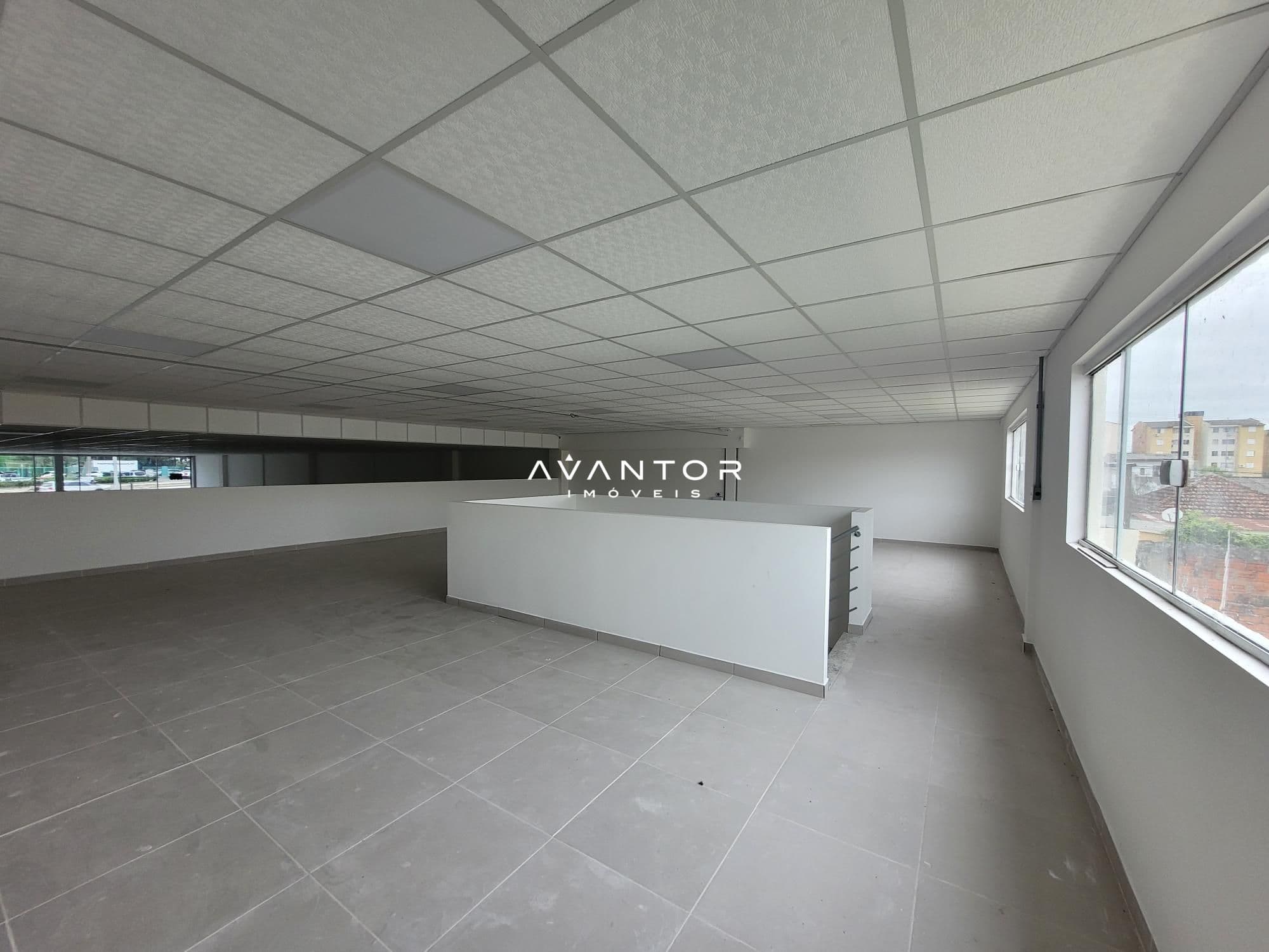Pavilhão com 2 salas para alugar em Nossa Senhora Medianeira, Santa Maria/RS — foto 13 de 16