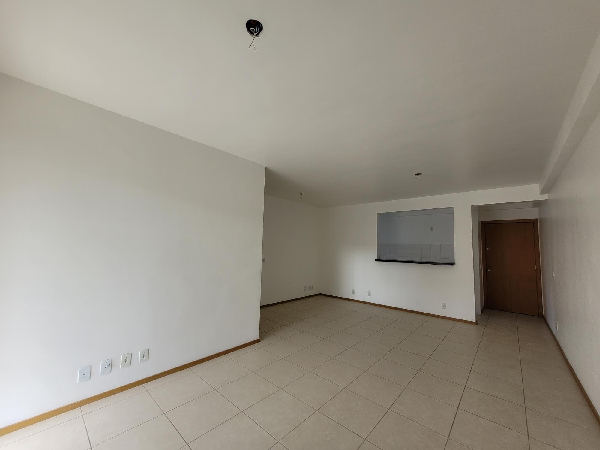 Apartamento de 3 dormitórios, Suíte, Sacada com churrasqueira, Box de Garagem, no Residenc — Apartamento com 3 quartos para alugar em Centro, Santa Maria/RS