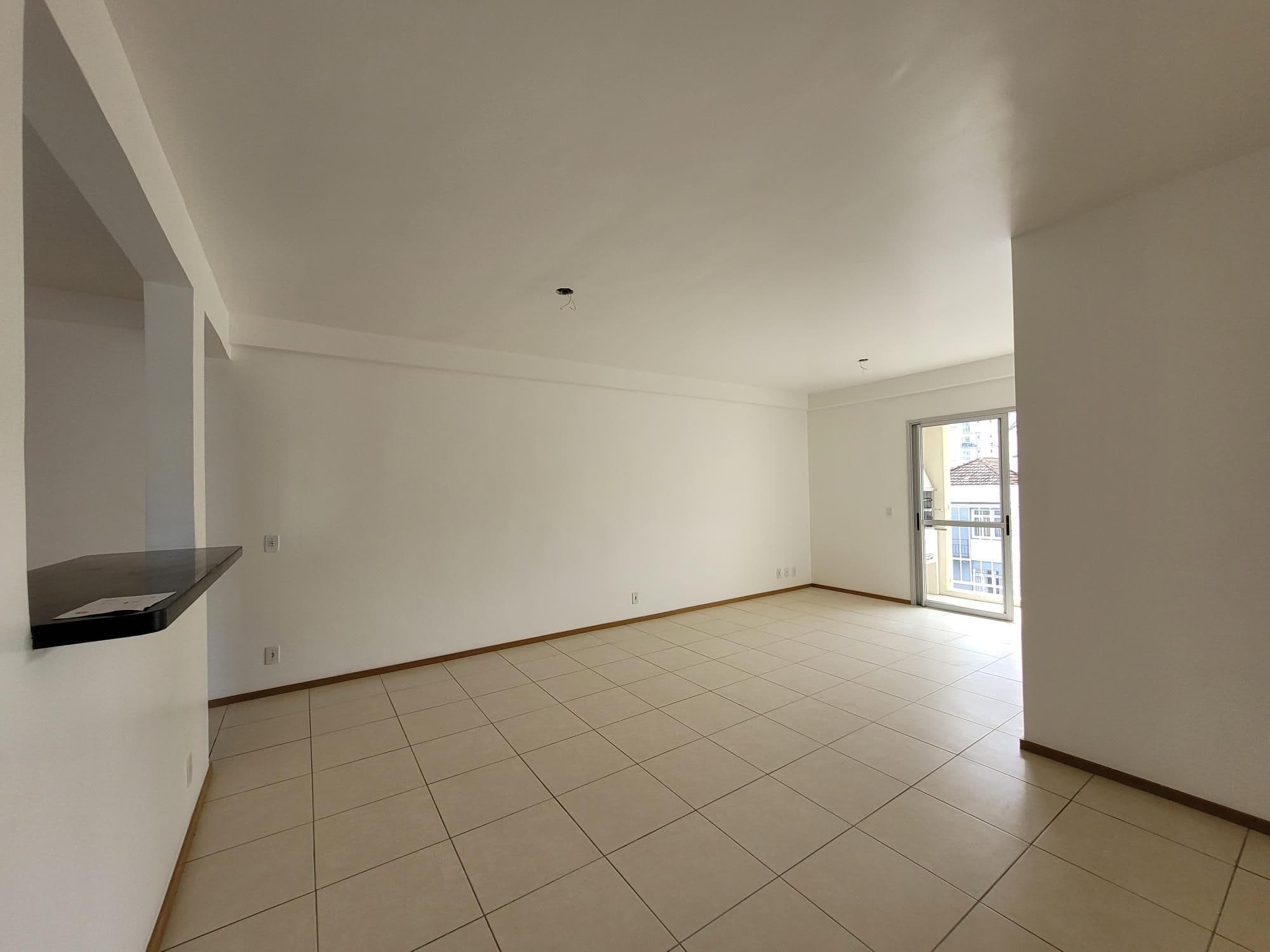 Apartamento de 3 dormitórios, Suíte, Sacada com churrasqueira, Box de Garagem, no Residenc — Apartamento com 3 quartos para alugar em Centro, Santa Maria/RS