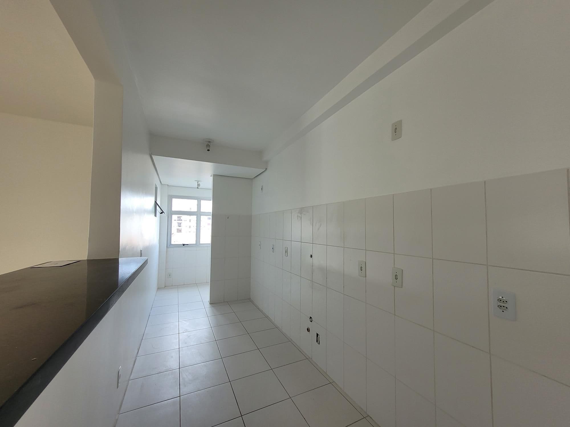 Apartamento de 3 dormitórios, Suíte, Sacada com churrasqueira, Box de Garagem, no Residenc — Apartamento com 3 quartos para alugar em Centro, Santa Maria/RS