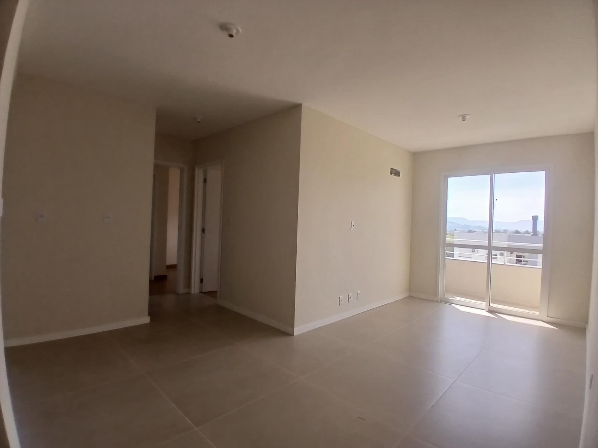 Apartamento em Camobi de 2 dormitórios, suíte, sala de estar, banheiro social, cozinha, ár — Apartamento com 2 quartos para alugar em São José, Santa Maria/RS