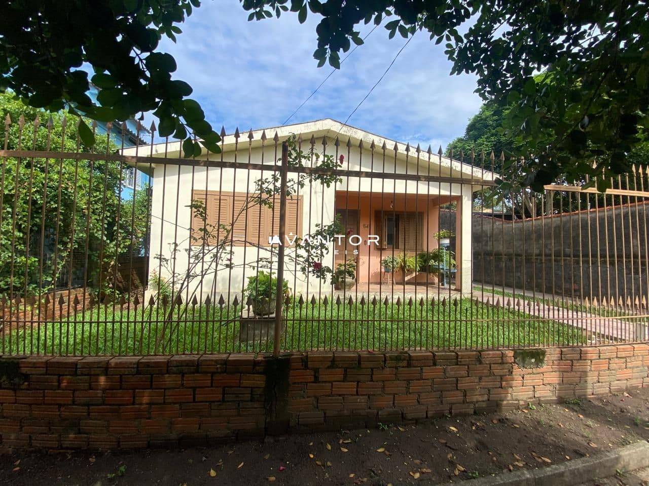 Frente — Casa com 3 quartos à venda em Dom Antônio Reis, Santa Maria/RS