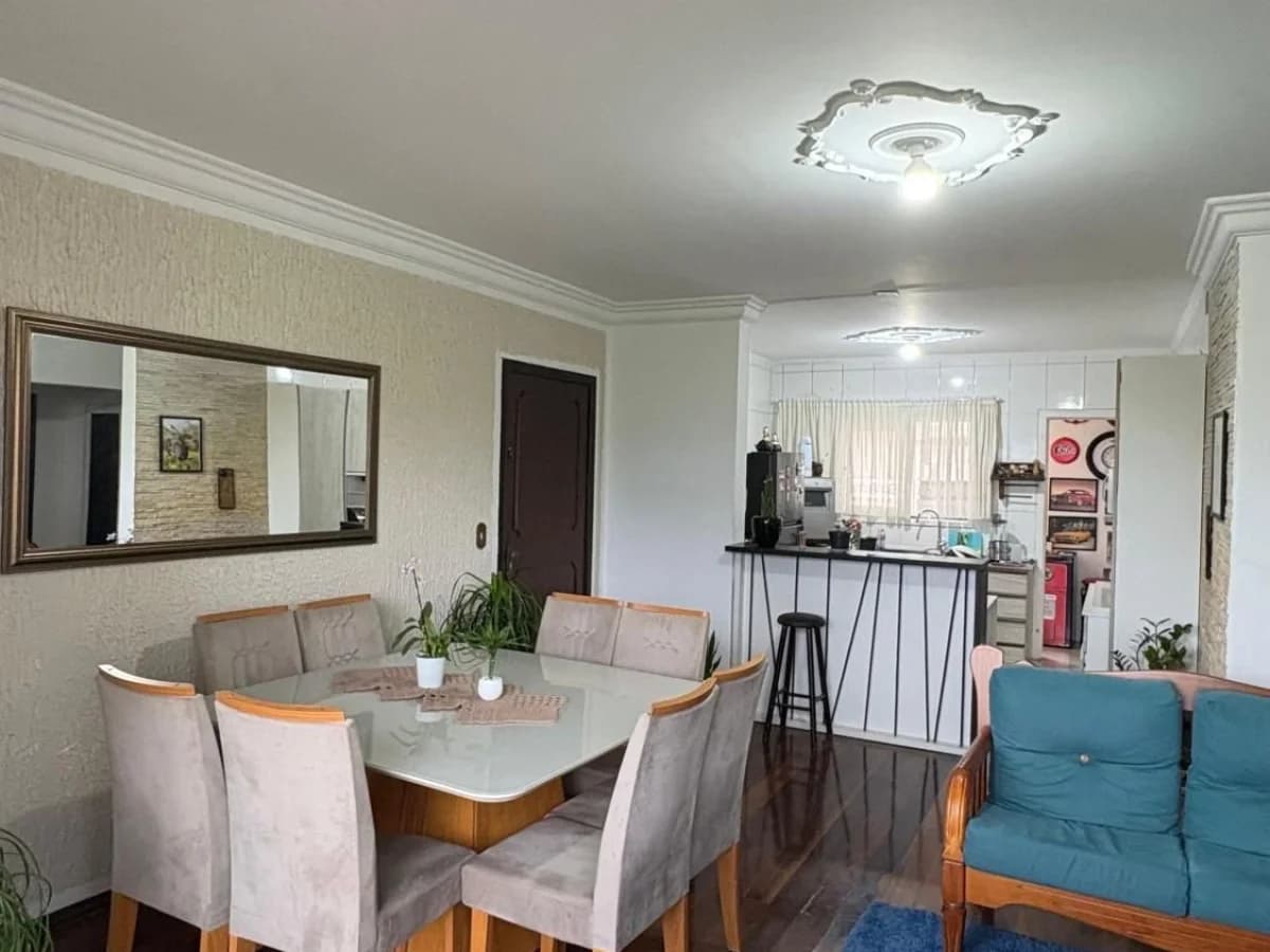 Sala de estar integrada à cozinha — Cobertura com 5 quartos à venda em Nossa Senhora de Lourdes, Santa Maria/RS