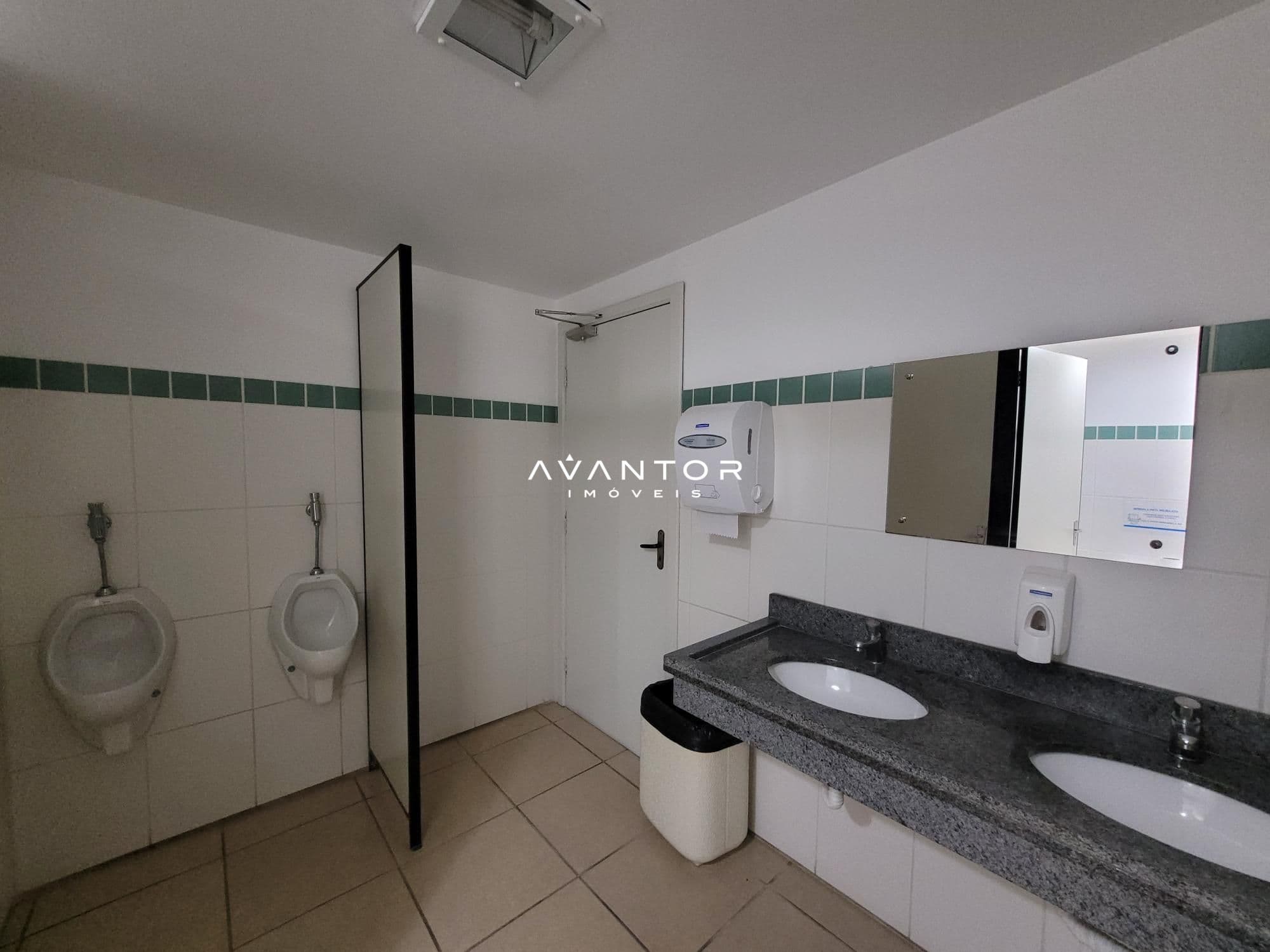 Sala Comercial com 10 salas para alugar em Nossa Senhora Medianeira, Santa Maria/RS — foto 25 de 31