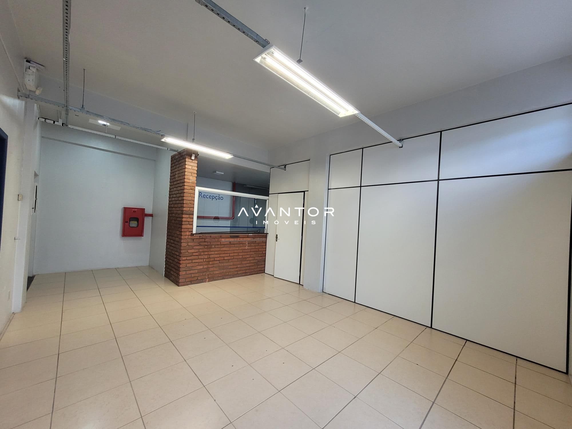Sala Comercial com 9 salas para alugar no Espaço Alexandre Cortez, em Nossa Senhora Medianeira, Santa Maria/RS — foto 2 de 22