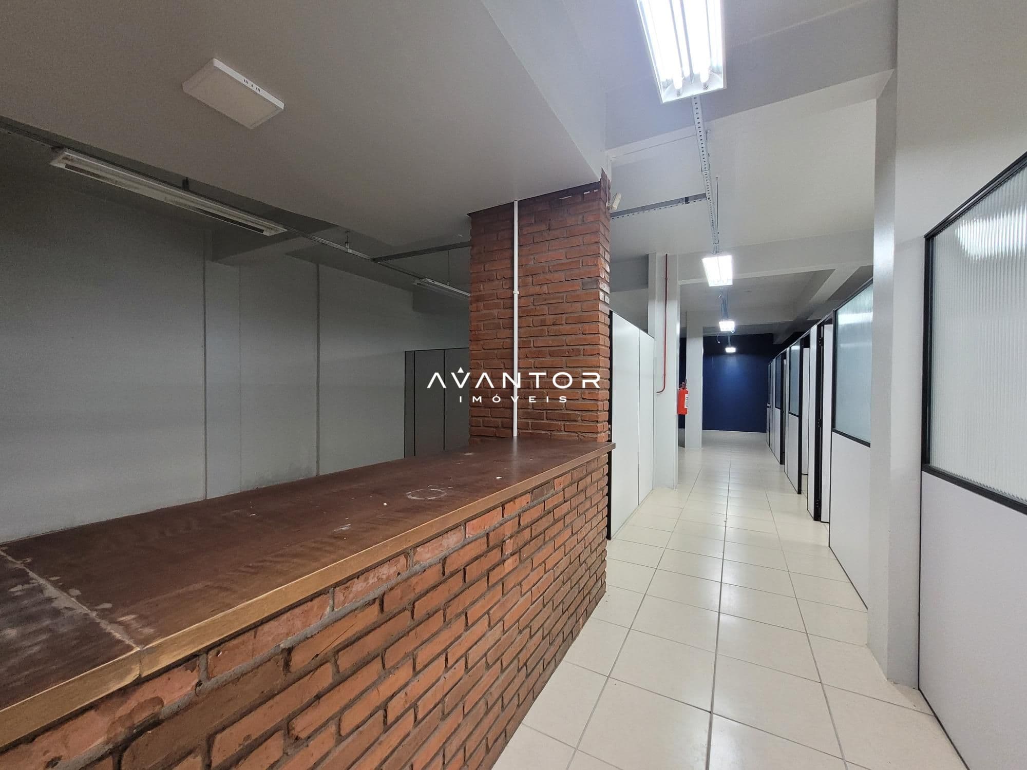 Sala Comercial com 9 salas para alugar no Espaço Alexandre Cortez, em Nossa Senhora Medianeira, Santa Maria/RS — foto 6 de 22