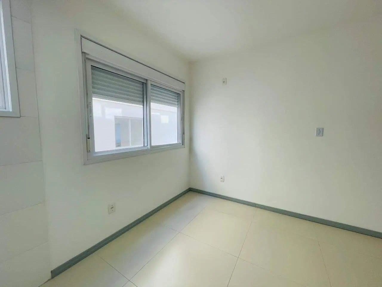 Kitnet studio disponível para locação e venda no bairro Camobi em Santa Maria — Studio com 1 quarto à venda em Camobi, Santa Maria/RS