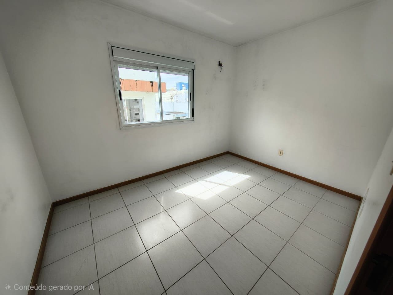 Apartamento de 1 dormitório, cozinha ,sala, churrasqueira e garagem no bairro Nossa Senhor — Apartamento com 1 quarto para alugar em Nossa Senhora de Fátima, Santa Maria/RS