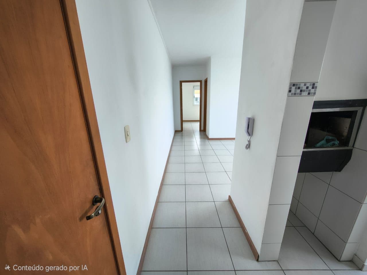 Apartamento de 1 dormitório, cozinha ,sala, churrasqueira e garagem no bairro Nossa Senhor — Apartamento com 1 quarto para alugar em Nossa Senhora de Fátima, Santa Maria/RS