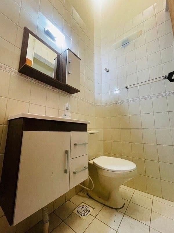 Casa duplex semi mobiliada de 2 dormitórios, sala de estar, banheiro social, cozinha, área — Casa com 2 quartos à venda em Passo D'Areia, Santa Maria/RS