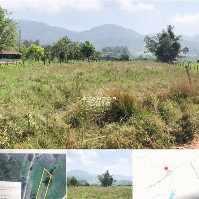 Terreno com vista para as montanhas — Terreno à venda em Centro, Santa Maria/RS