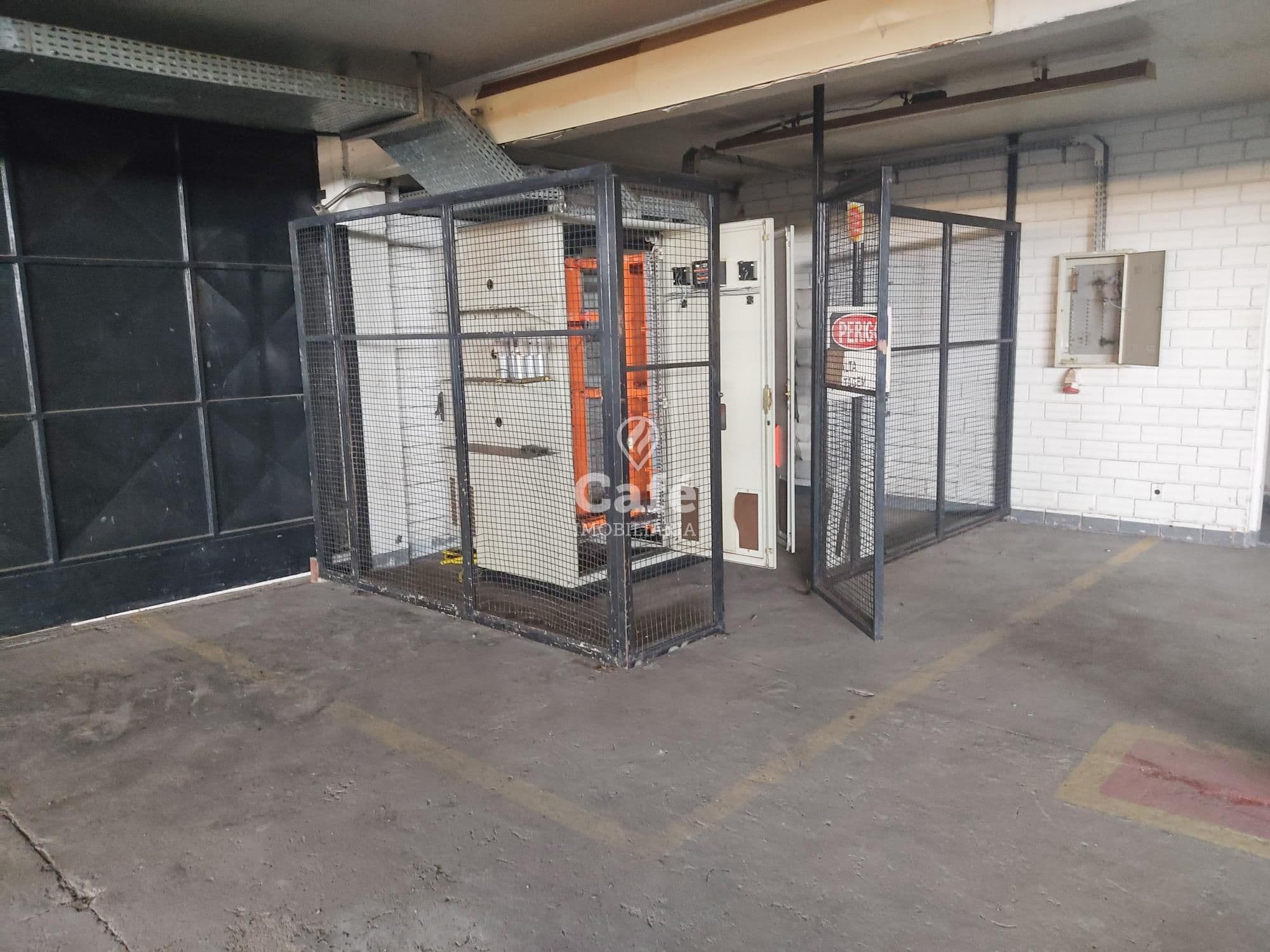 Prédio Comercial com 12 salas para alugar em Nossa Senhora de Lourdes, Santa Maria/RS — foto 15 de 23