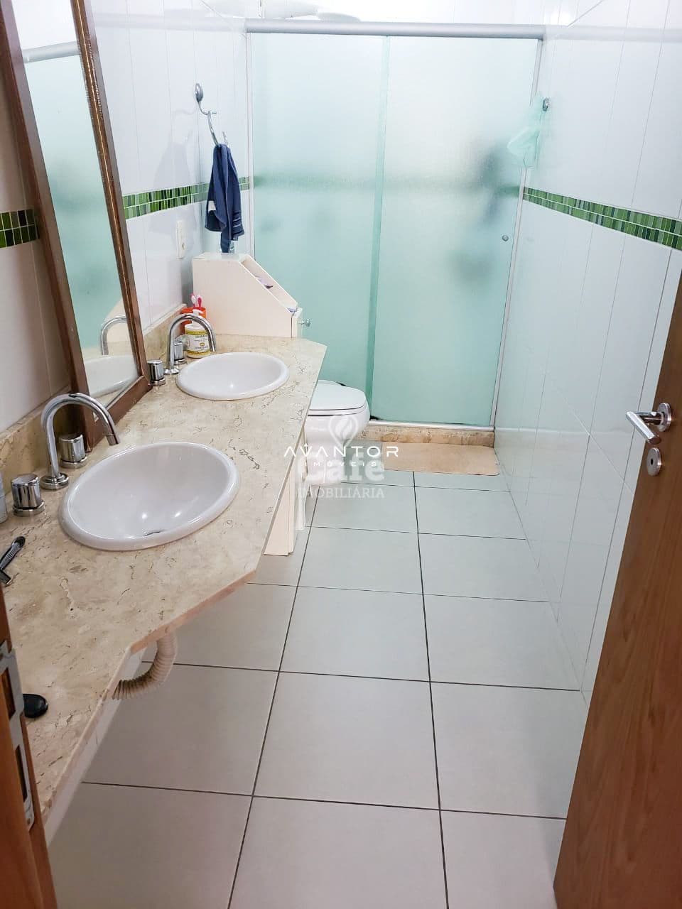 Residencial Costa Del Sol, 3 dormitorios, 1 suite, 1 vaga de garagem e localização privile — Apartamento com 3 quartos à venda em Centro, Santa Maria/RS