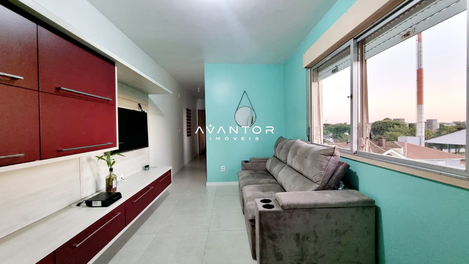 Sala de estar integrada à cozinha com sacada — Apartamento com 1 quarto à venda em Noal, Santa Maria/RS