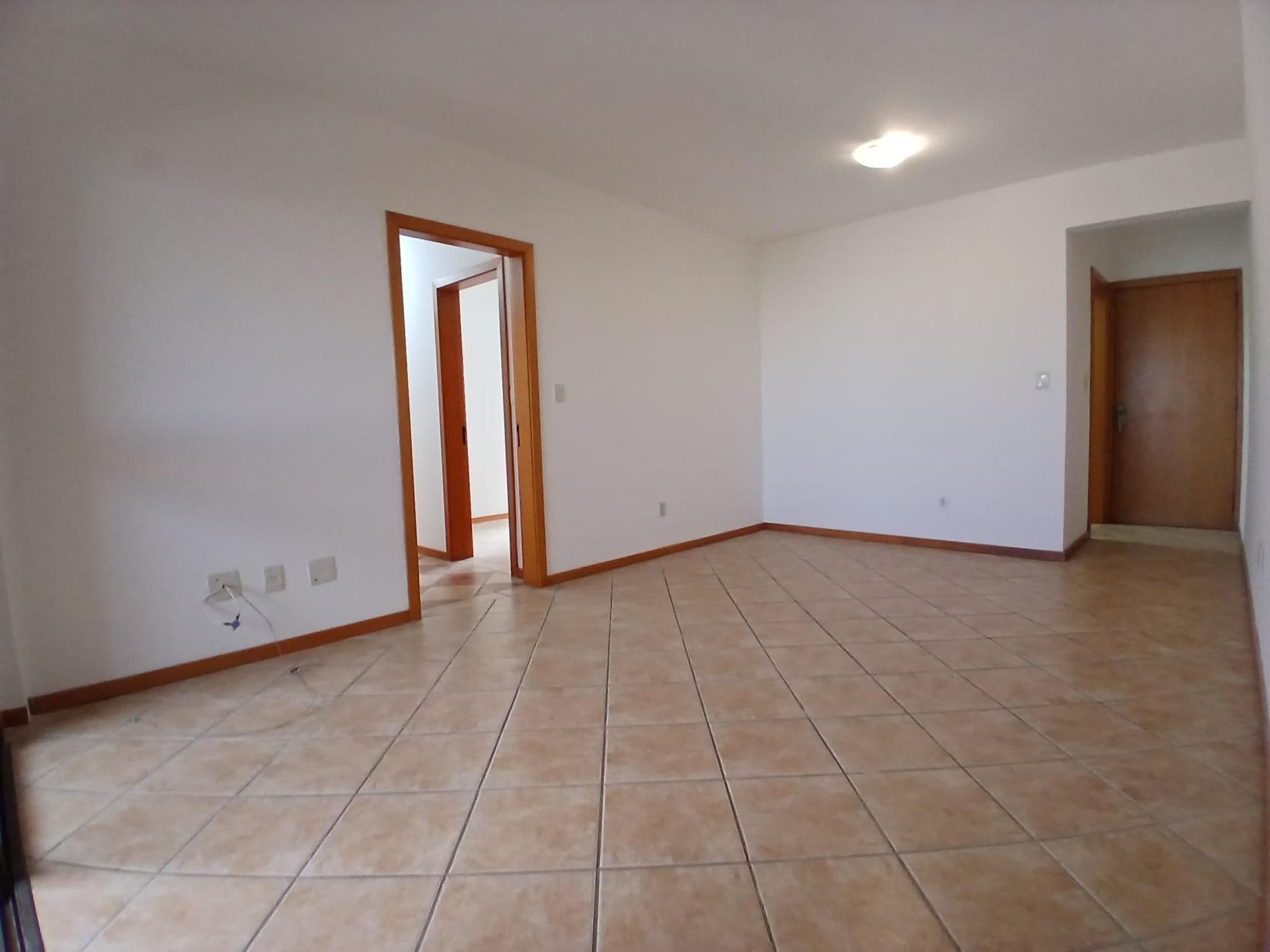 Apartamento De 3 Dormitórios Para Locação No Residencial Royal Plaza — Apartamento com 3 quartos para alugar em Nossa Senhora das Dores, Santa Maria/RS